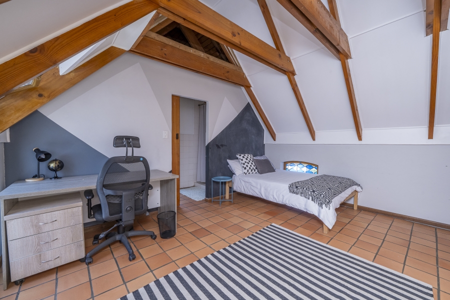 4 Bedroom Property for Sale in Hoog En Droog Western Cape